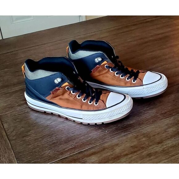 CHUCK TAYLOR CONVERSE ALL STAR HIGH TOPS - Picture 1 of 8